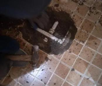 四子王旗卫生间漏水维修公司为您分享下卫生间渗水如何处理及注意事项