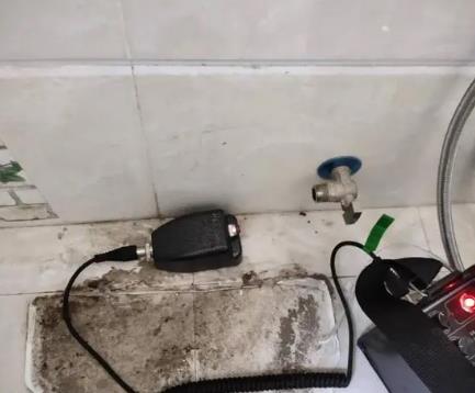 四子王旗屋顶漏水维修公司分享下卫生间漏水的危害及解决方法